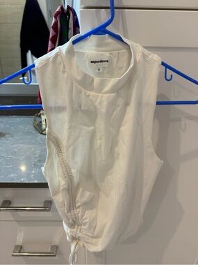 superdown White Sleeveless Drawstring Tank Top